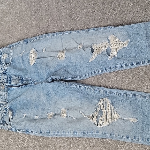 Women's distressed Garage jeans Sz 13/ sz 31, straight fit - Picture 3 of 3